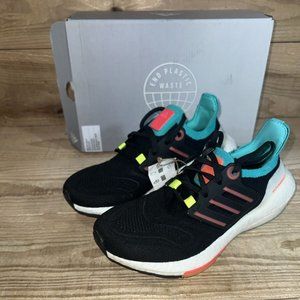 NEW: SZ 4.5Y/5.5W: Adidas Ultraboost 22 Running Shoes: Black Mint Color: GY4516